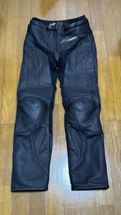 RSタイチ　RSY817 ブーツアウト ベンテッド レザーパンツ Webike | RS TAICHI アールエスタイチ RSタイチ RSY817 ブーツ