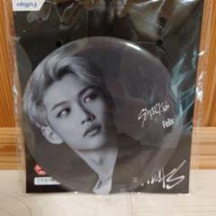 straykids 缶バッジ ハン 6点セット straykids 缶バッジ ハン 6点セット - メルカリ