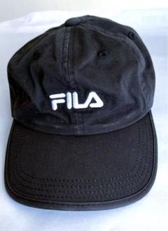 【匿名　送料込】FILA フィラ　メンズキャップ　カジュアルなトレンドブラック系