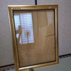 金色の装飾的な油彩額縁M15④ 金色の装飾的な油彩額縁M15④ - メルカリ