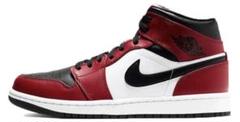 Nike Air Jordan 1 Mid Chicago Black Toe