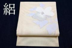 美品 名古屋帯 松葉仕立て 夏帯 夏 絽綴れ アイボリー 枝花 銀糸 3ｍ65㎝