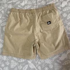 Quiksilver ベージュ ショートパンツ