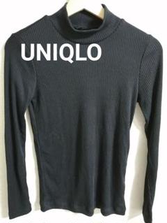 UNIQLO リブハイネックセーター