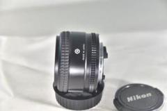 AF NIKKOR 35mm f/2.0 レンズのサムネイル