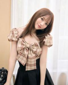 ビックリボンブラウスベージュ♡XS♡完売品♡新品未使用タグ付き♡ミシェルマカロン ビックリボンブラウスベージュ♡XS♡完売品♡新品未使用タグ付き
