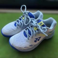 ヨネックス　バドミントン シューズ　21cm