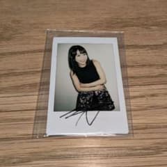 あやみ旬果ちゃん着用メイド服とサイン、ブロマイド