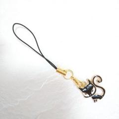 ハンドメイド】携帯ストラップ♪F37(折り畳み式携帯電話用オラオラいかついネコ)