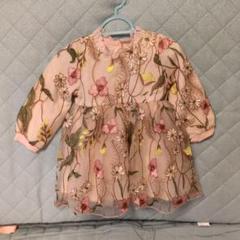 花柄刺繍のピンクドレス
