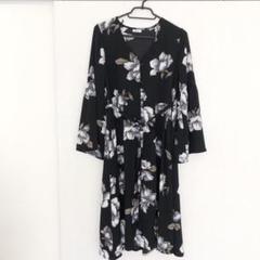 花柄ロングワンピース 長袖