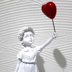 バンクシー アート 風船少女 フィギュア オブジェ ホワイト
