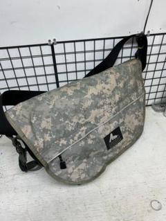 GREGORY メッセンジャーショルダー ACUカモフラージュ・米国陸軍採用迷彩 m72875233645_1.jpg?1709106033