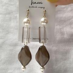 #333アクリルオーバル×スワロフスキーパールピアス／イヤリング　ハンドメイド