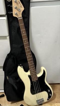 福岡市引取専用Bacchus since1994 エレキベースケース付 付属品