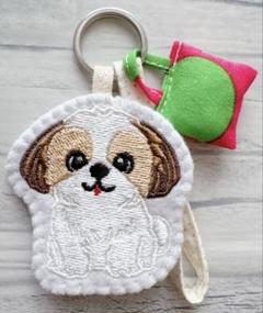 ハンドメイド　刺繍　シーズー　ストラップ　ミニバッグキーホルダー付き　犬