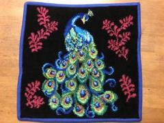 新品 フェイラー FEILER タオルハンカチ Peacock ピーコック 青