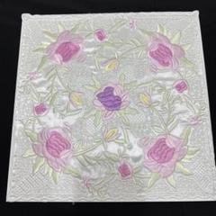 入手困難中国北京の花柄刺繍ハンカチ 光沢 惚れ惚れ