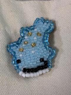 ジンベイザメのブローチ ビーズ刺繍 ハンドメイド