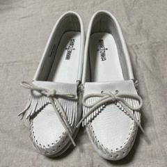 2025年最新】Minnetonka カラー：ホワイト系 モカシンの人気
