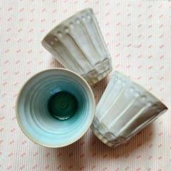 陶湯飲み　コップ　陶器　ガラス釉？