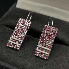 クリスチャンディオール　ピアス　トロッター　プレート　Diorロゴ　ボルドー
