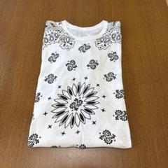 シュプリームヘインズペイズリー柄Tシャツ