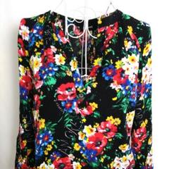 ♦Desigual ♦（Ｓ） デザインシャツ・ブラウス　ペーズリー柄　未使用品◉ ♢Desigual ♢（S） デザインシャツ・ブラウス ペーズリー柄 未
