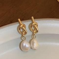 ヴィンテージパールイヤリング 3.1cm