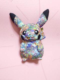 ピカチュウ　渋谷限定ぬいぐるみ ポケモンセンター渋谷限定 グラフィティピカチュウ 小ぬいぐるみ