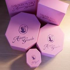 SWAROVSKI アリアナグランデ 音符 チャーム 2個セット 紙袋2枚 チャーム付ショッパー】アリアナグランデ×スワロフスキー - メルカリ