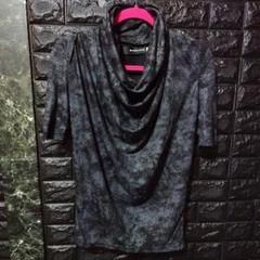 未使用品バッファローボブズ　黒×青系×銀ハイドレープ・ドレープ切り替えTシャツ