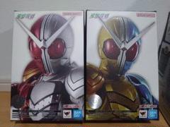 真骨彫　ルナトリガー　ヒートメタル　2体セット【開封品】 WEB限定カラー 真骨彫 仮面ライダーW ヒートメタル・ルナ