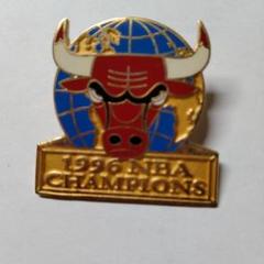 NBA チャンピオン記念バッジ1996