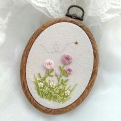 刺繍額　大きさ縦62cmx横51cmx厚み3.5cm 未使用品 2025年最新】刺繍額の人気アイテム - メルカリ