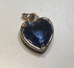 ハンドメイド　チャーム　ハート　ブルー