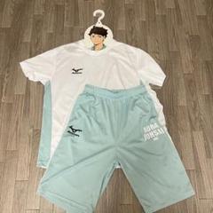及川ハンガー　Tシャツ ハイキュー!!』日向翔陽や及川徹らの顔ハンガーが登場。メッシュ