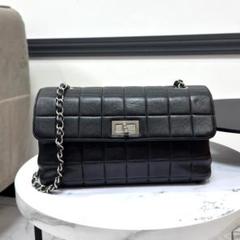 希少 CHANEL チョコバー エナメル シングルチェーンショルダー キャメル CHANEL シャネル チョコバー チェーンショルダーバッグ エナメル
