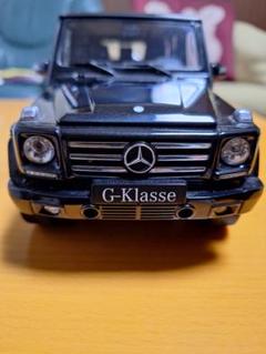 【レア】メルセデスベンツ Gクラス　オートアート40周年 1/18スケール　新品 レア】メルセデスベンツ Gクラス オートアート40周年 1/18