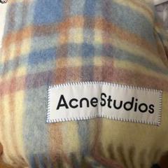 AcneStudios ロングストールのサムネイル