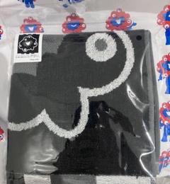 ミャクミャク ウォッシュタオル ハンカチ 黒　ブラック
