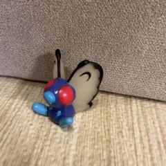 ポケモンキッズ　指人形　バタフリー　クリアバージョン　レア