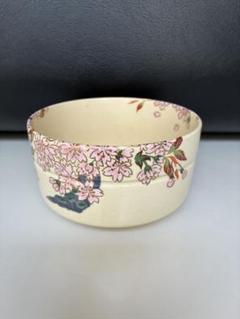 九谷焼　吉田勝山作　色絵金彩　抹茶碗　共箱　C　5440 九谷焼 吉田勝山作 色絵金彩 抹茶碗 共箱 C 5440