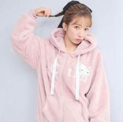 しまむら 辻希美 辻ちゃんコラボ アンジュシャルム ハローキティ パーカー しまむら 辻希美 アンジュシャルム コラボ ハローキティ 刺繍T