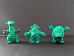 怪獣消しゴム　目立つ汚れあり　緑 ３体セット