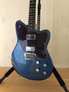 Squier by Fender Tornado LPB