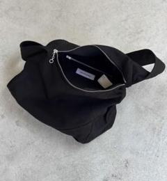 Kiko kostadinov ショルダーバッグブラック-メルカリ Kiko Kostadinov 24SS ブラック 斜め掛けバッグ - メルカリ