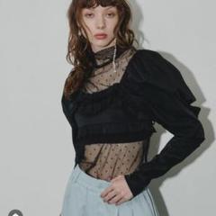 新品　J1U by LA BELLE ETUDE フリルブラウス　パフスリーブ