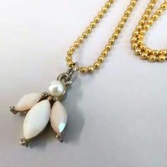 【大人かわいいお花モチーフネックレス★白★ゴールドチェーン】きれいめ フラワー