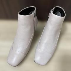 ほぼ新品! fitfit スクエアトゥ 本革ソフトレザーショートブーツ23cmのサムネイル